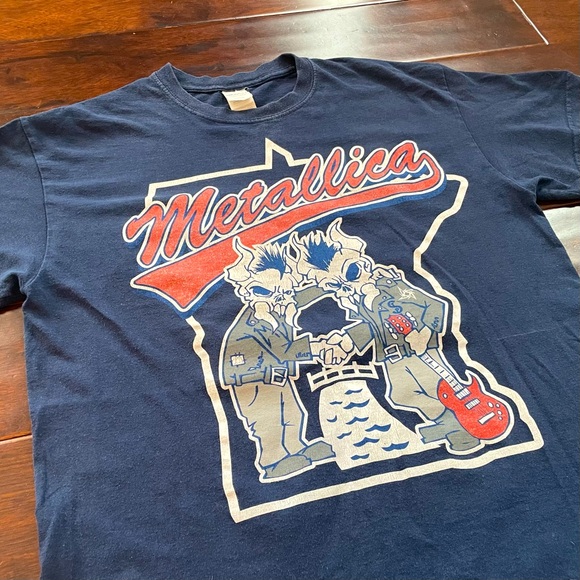 Metallica Minneapolis, Saint Paul, Minnesota Twins Concert T-Shirt, Medium, Navy - Picture 2 of 9